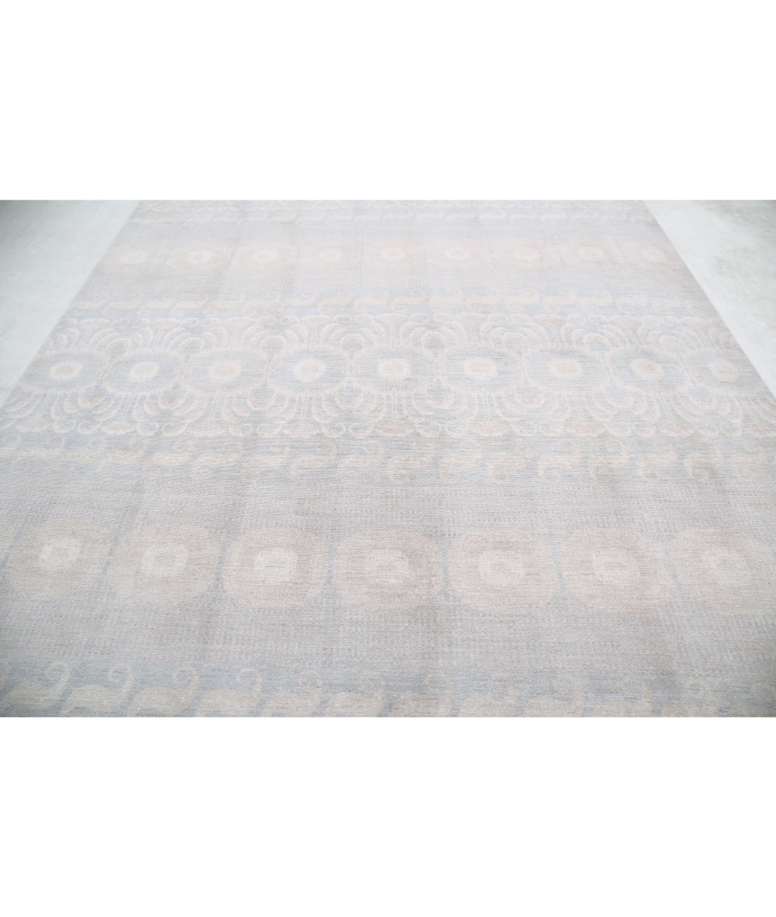 Hand Knotted Artemix Wool Rug - 8'9'' x 11'3'' 8'9'' x 11'3'' (263 X 338) / Grey / Grey