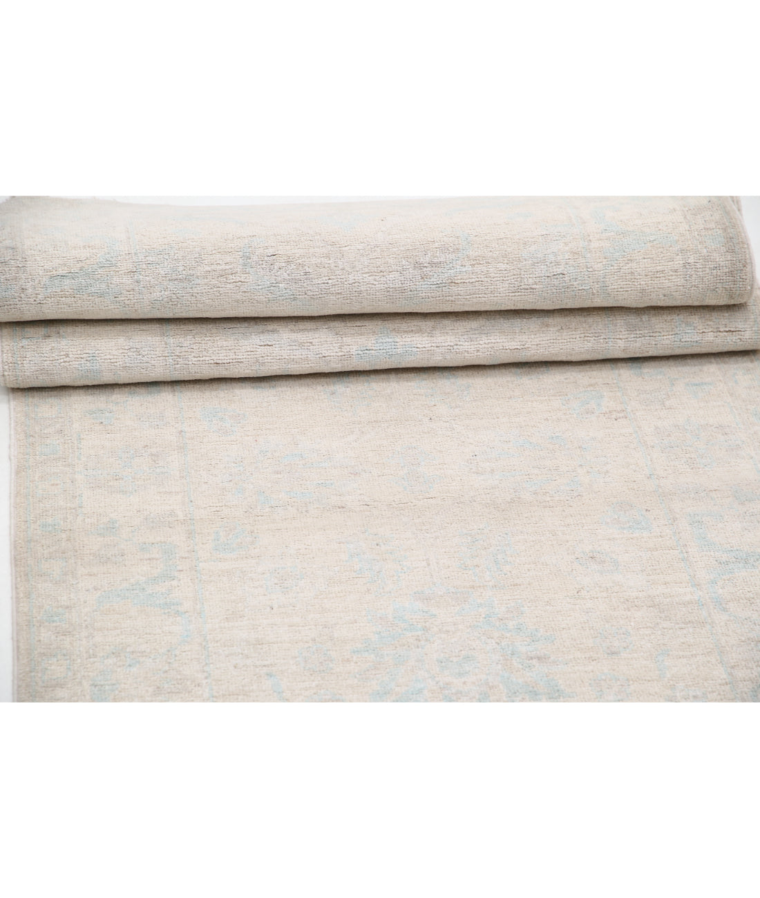 Hand Knotted Serenity Wool Rug - 2'8'' x 8'3'' 2'8'' x 8'3'' (80 X 248) / Brown / Ivory