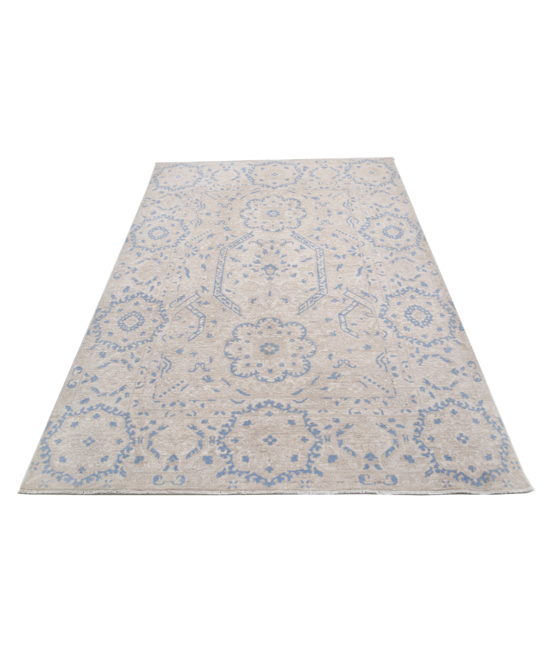 Hand Knotted Serenity Artemix Wool Rug - 4'10'' x 7'2'' 4'10'' x 7'2'' (145 X 215) / Ivory / Ivory