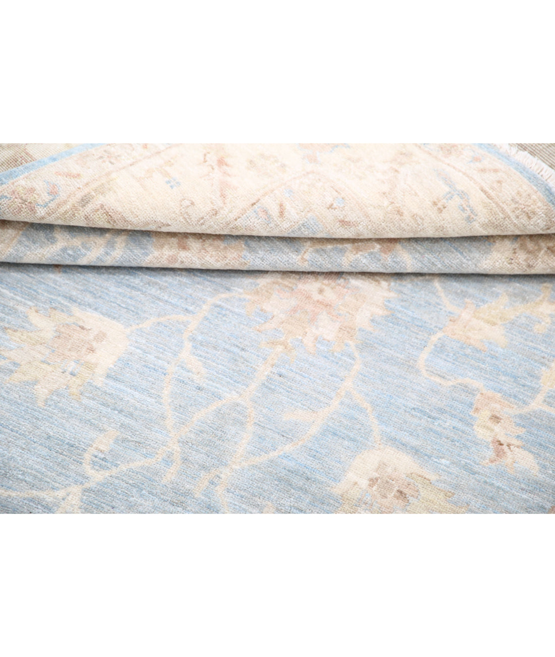 Hand Knotted Serenity Wool Rug - 4'9'' x 6'11'' 4'9'' x 6'11'' (143 X 208) / Blue / Ivory