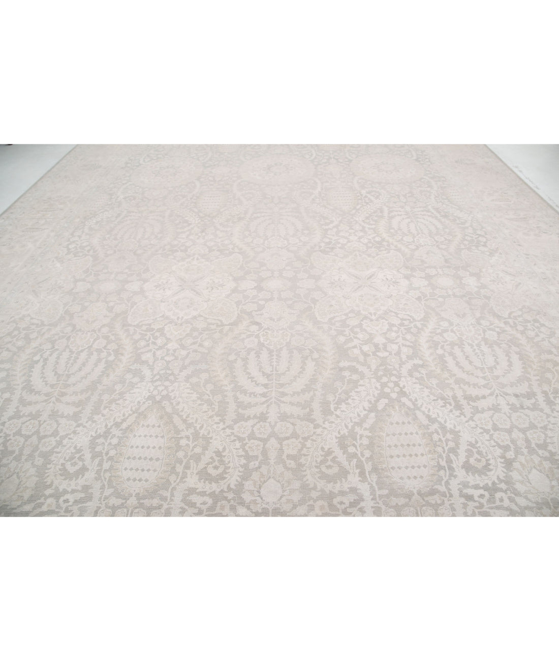 Hand Knotted Ariana Haji Jalili Wool Rug - 13'8'' x 21'3'' 13'8'' x 21'3'' (410 X 638) / Grey / Ivory