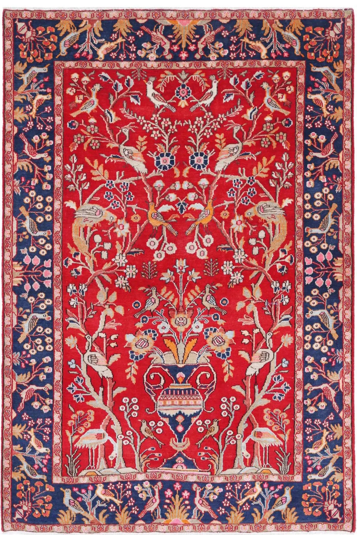 Hand Knotted Antique Oriental Sarouk Wool Rug - 4&#39;2&#39;&#39; x 6&#39;3&#39;&#39;