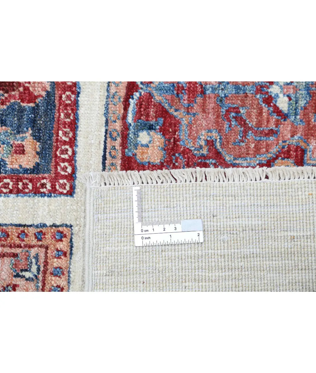 Hand Knotted Bakhtiari Wool Rug - 4'9'' x 6'9''