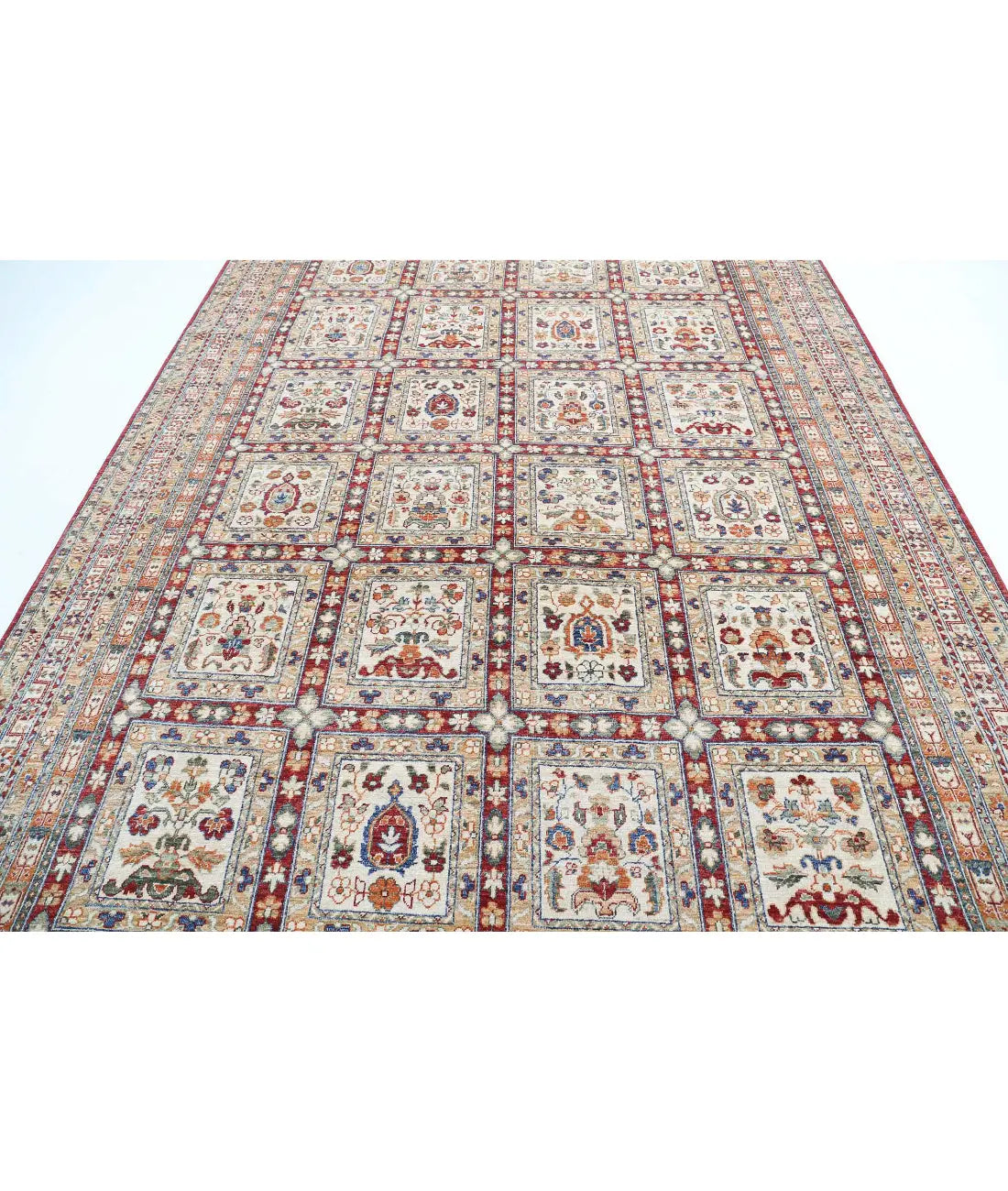 Hand Knotted Bakhtiari Wool Rug - 7'10'' x 11'5''