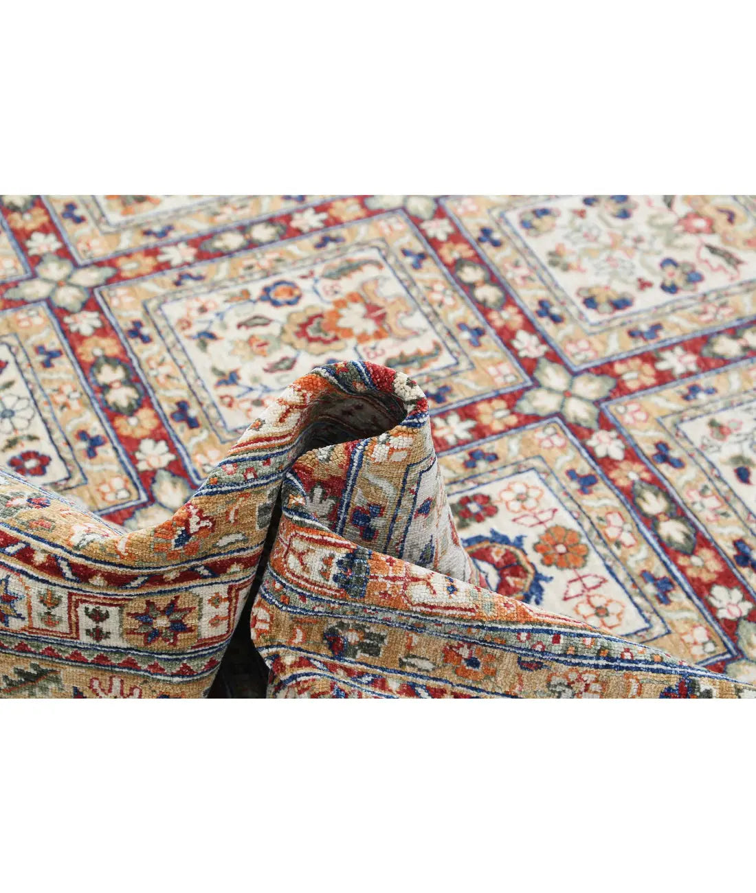 Hand Knotted Bakhtiari Wool Rug - 8'0'' x 10'0''