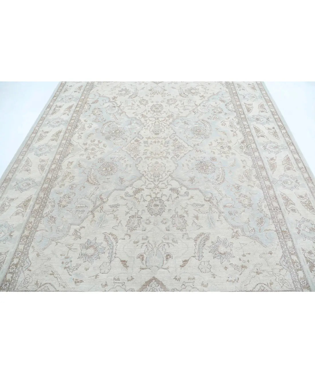 Hand Knotted Fine Ariana Polonaise Wool Rug - 7'11'' x 10'2''