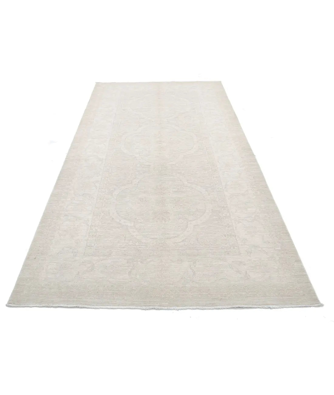 Hand Knotted Fine Serenity Wool Rug - 5'0'' x 9'8''