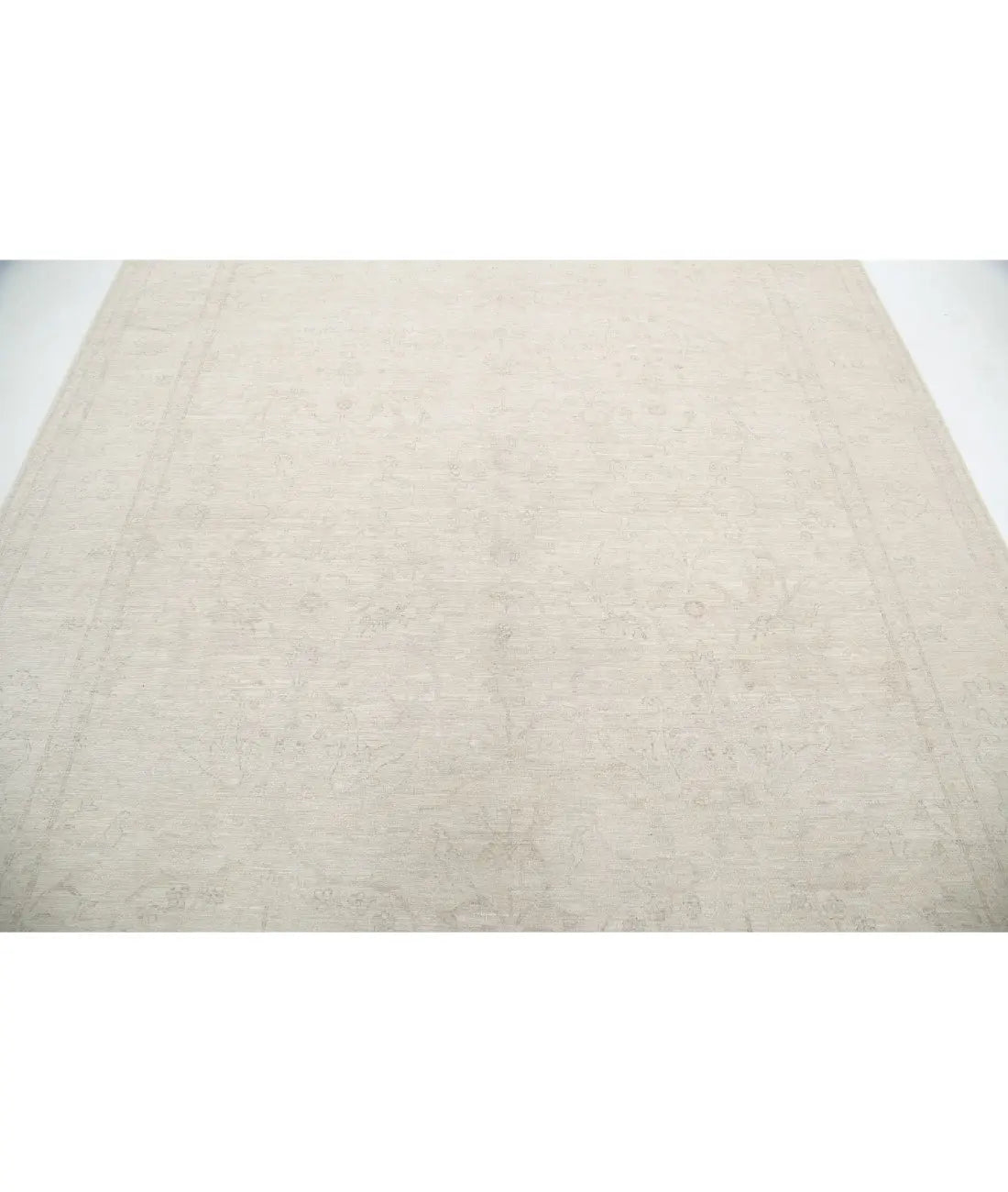 Hand Knotted Fine Serenity Wool Rug - 7'10'' x 9'9''