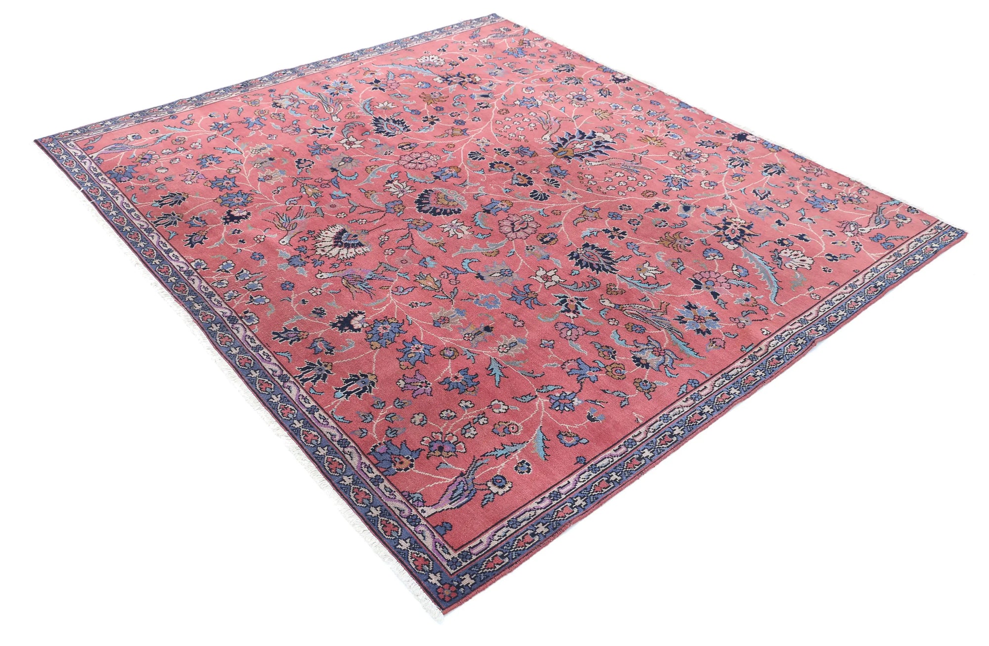 Hand Knotted Traditional Sarouk Wool Rug - 7'2'' x 6'6''