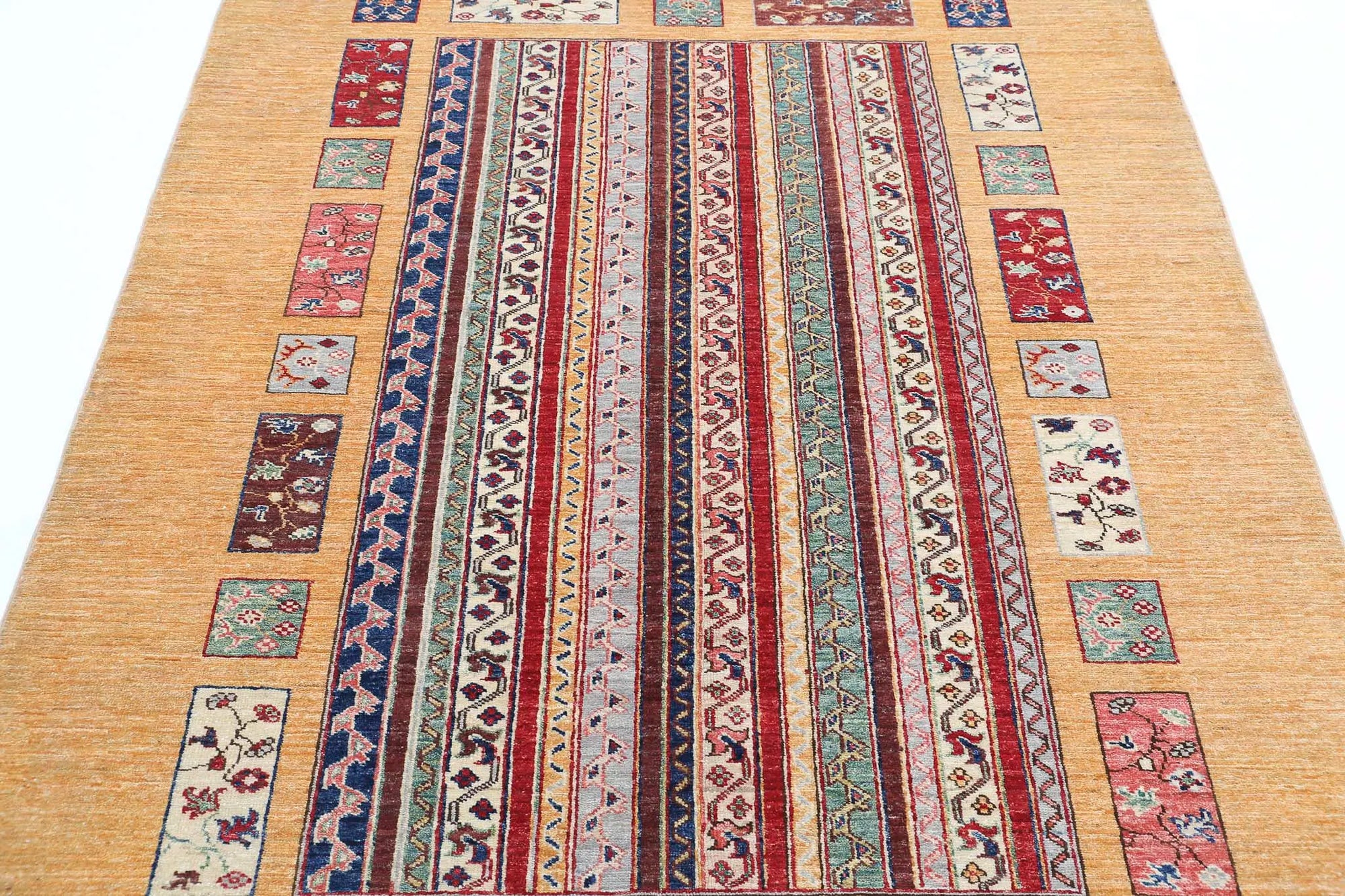 Hand Knotted Shaal Wool Rug - 4'11'' x 6'6''