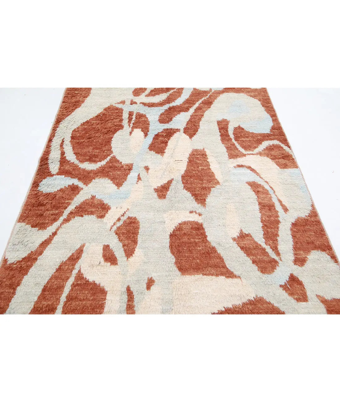 Hand Knotted Tribal Moroccan Wool Rug - 4'8'' x 8'4''