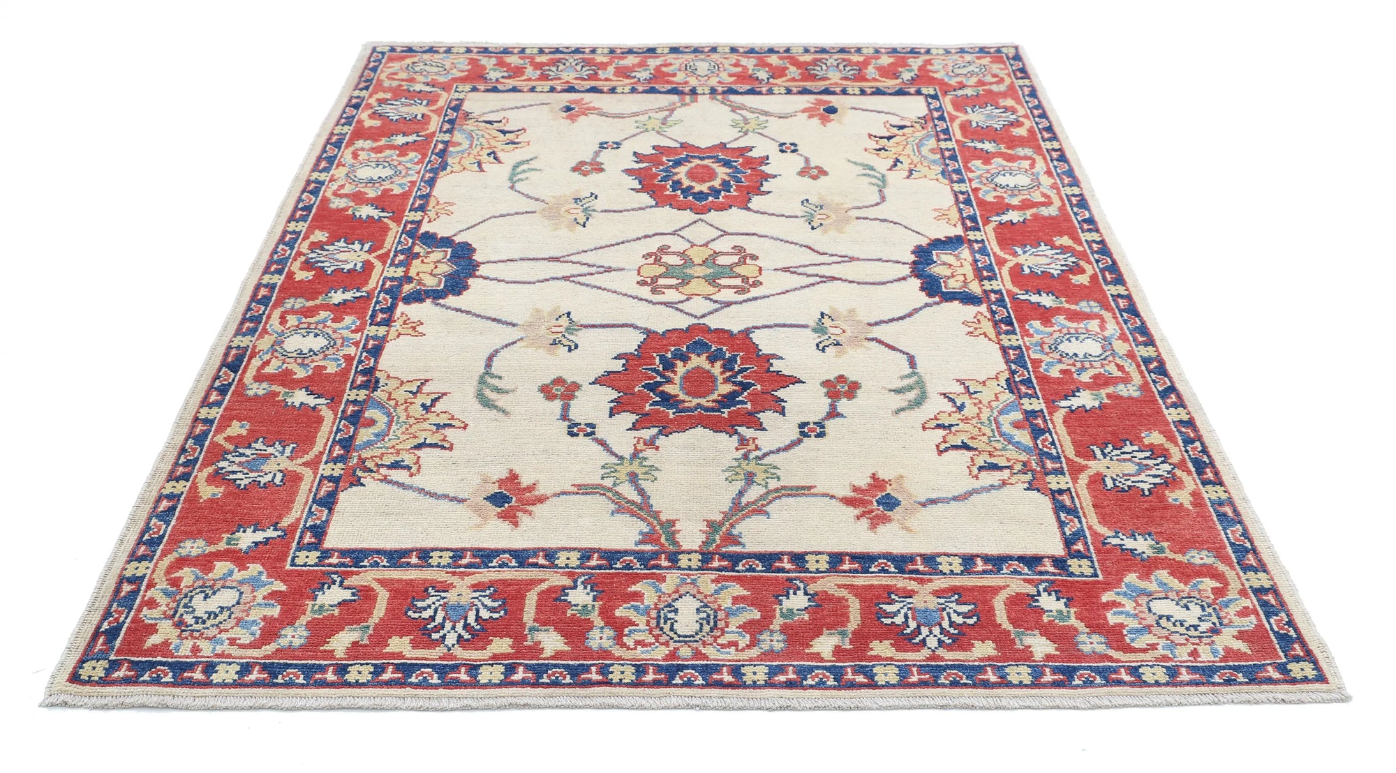 Tapis en laine Ziegler Farhan Gul noué à la main - 5'1'' x 6'9''