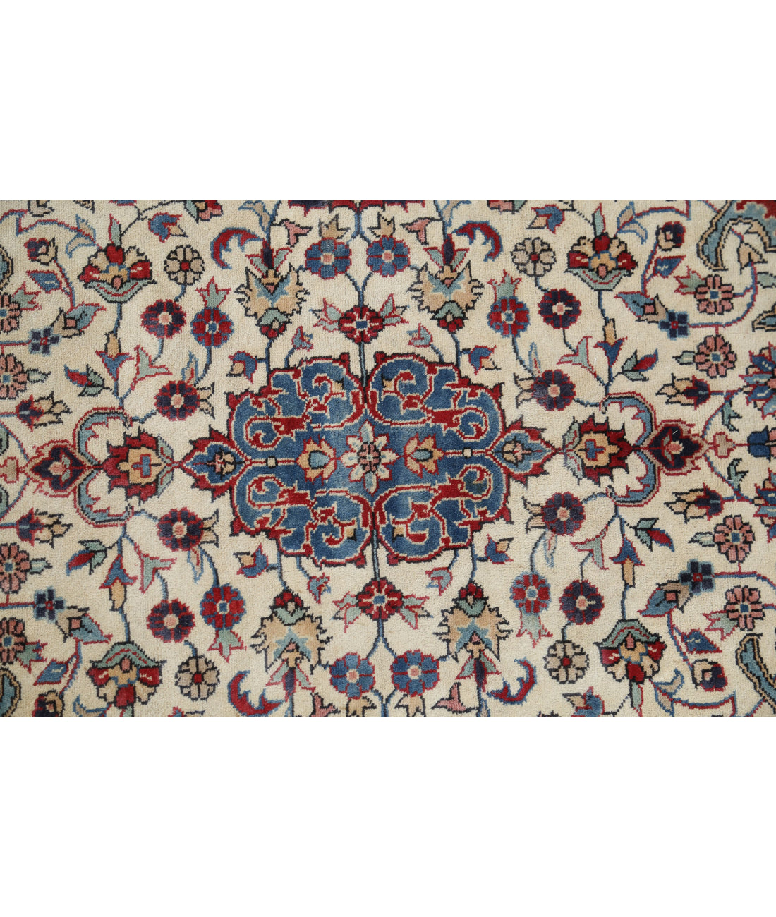 Hand Knotted Heritage Fine Persian Style Wool Rug - 4'7'' x 7'1'' 4'7'' x 7'1'' (138 X 213) / Red / Blue