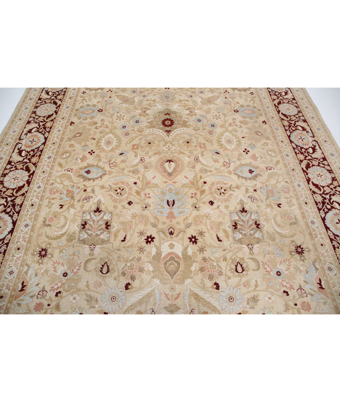 Hand Knotted Heritage Fine Persian Style Wool Rug - 8'1'' x 10'5'' 8'1'' x 10'5'' (243 X 313) / Beige / Burgundy