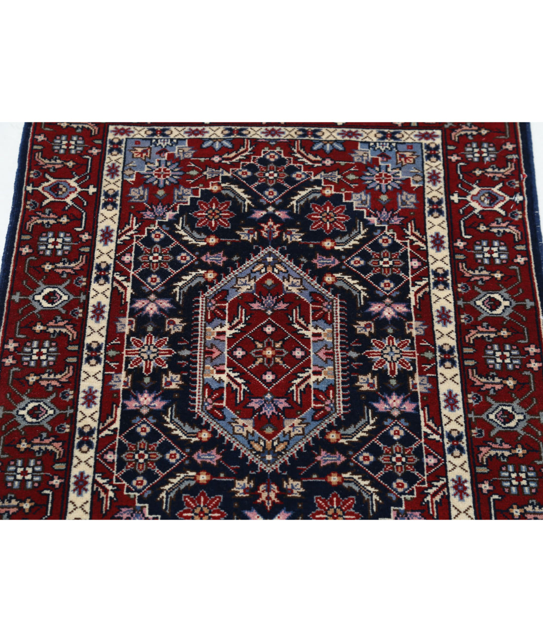 Hand Knotted Heritage Persian Style Bijar Wool Rug - 2'0'' x 3'0'' 2'0'' x 3'0'' (60 X 90) / Blue / Red