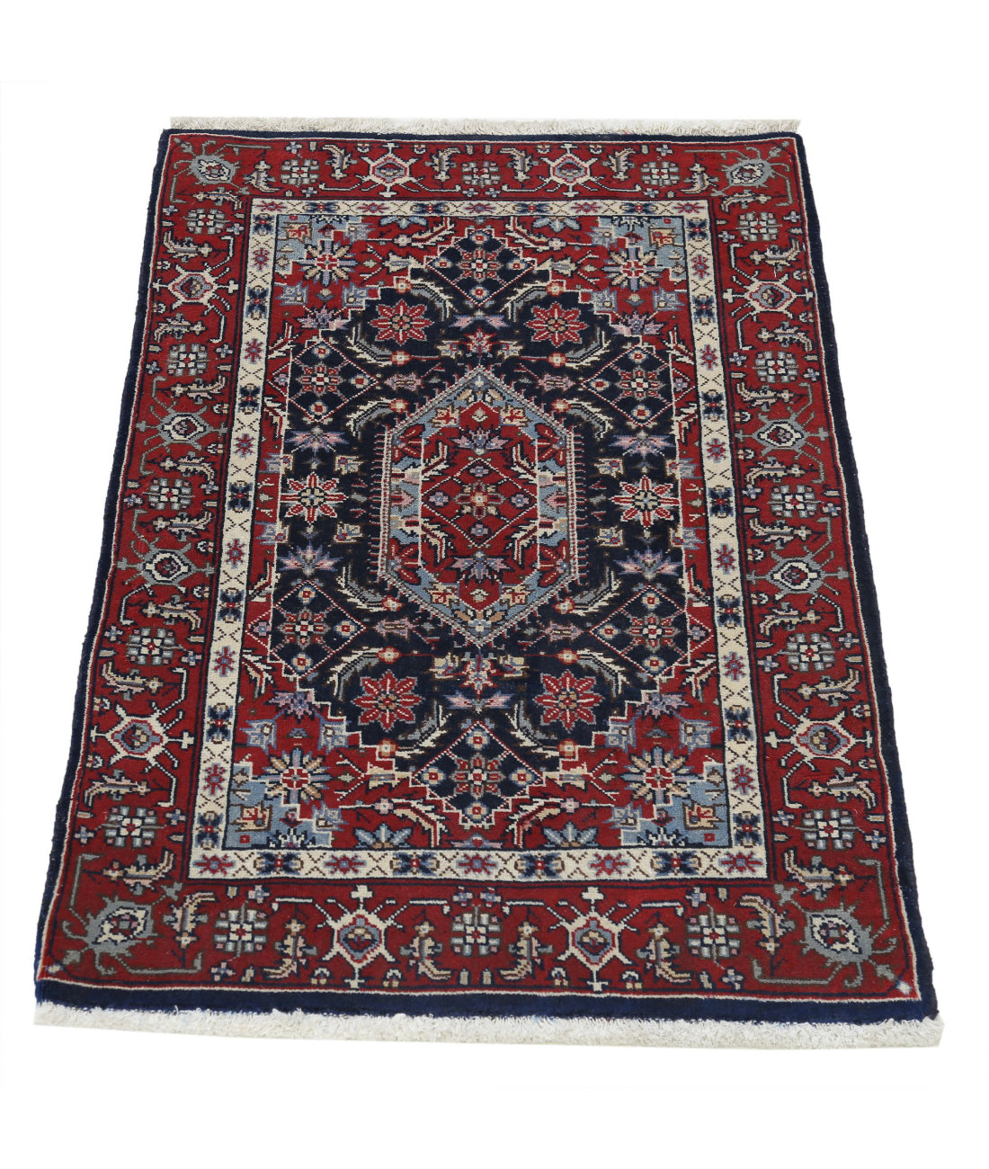 Hand Knotted Heritage Persian Style Bijar Wool Rug - 2'0'' x 3'0'' 2'0'' x 3'0'' (60 X 90) / Blue / Red