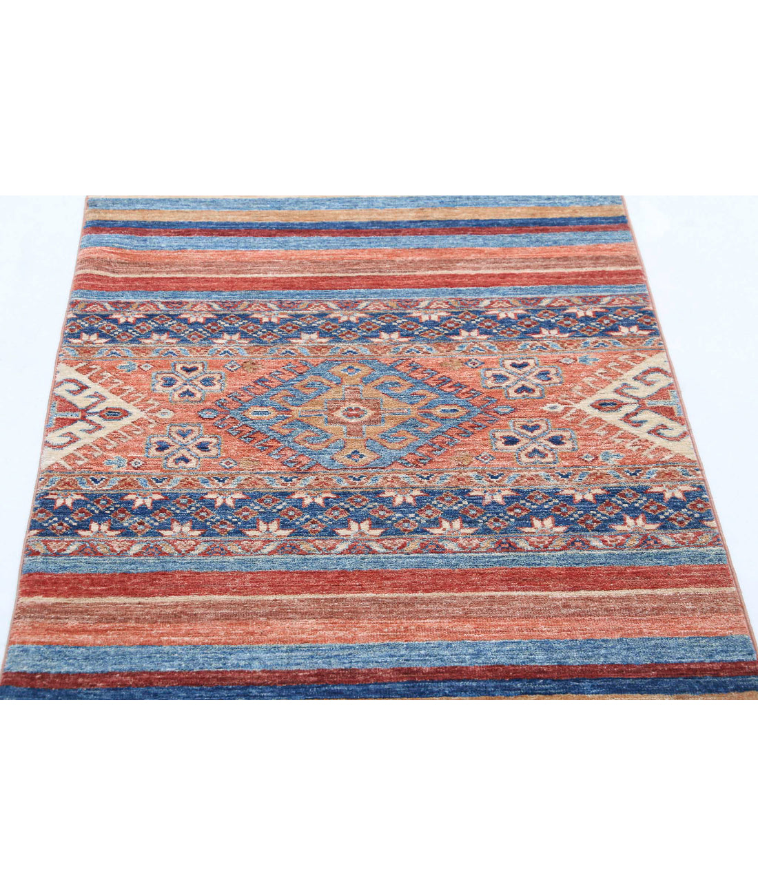 Hand Knotted Khurjeen Wool Rug - 2'9'' x 3'9'' 2'9'' x 3'9'' (83 X 113) / Multi / Multi