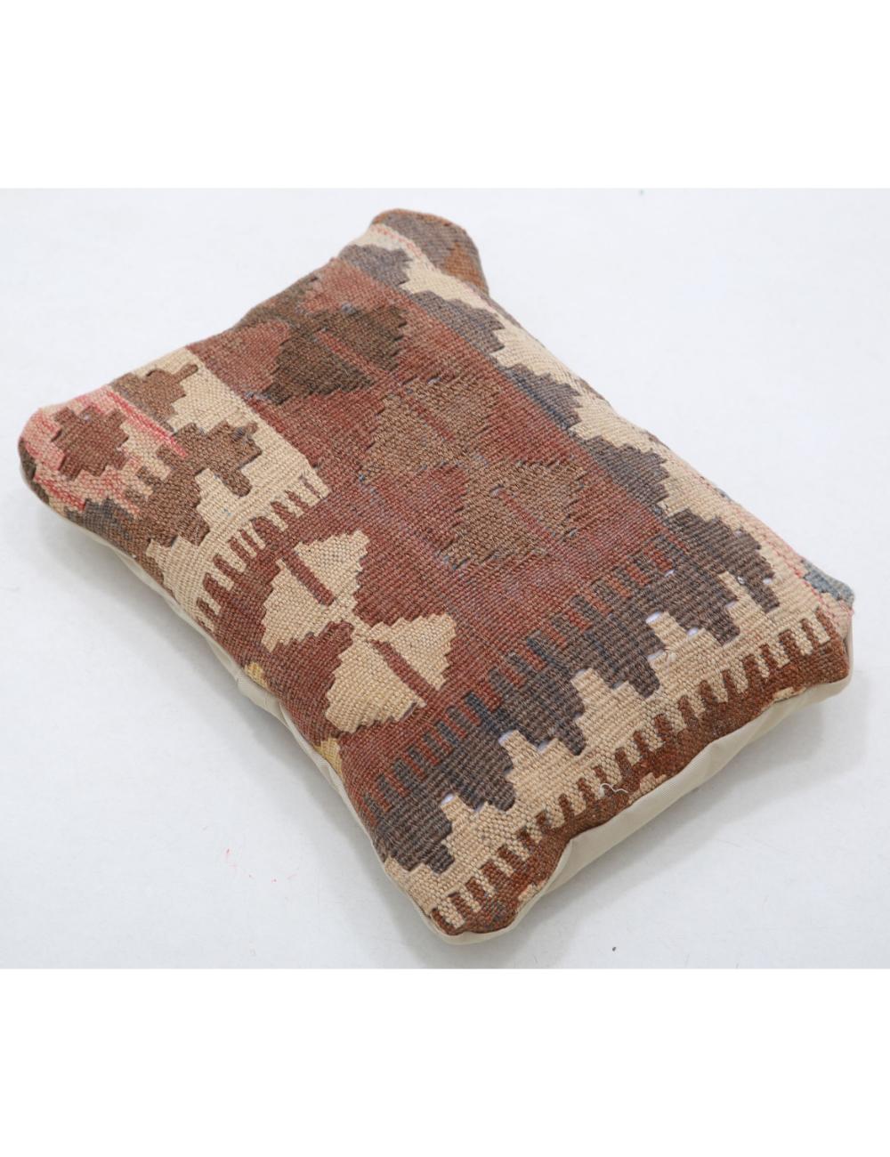 Hand Woven Tribal Multi Color Geometric Wool Pillow - 1'0'' x 1'5'' Arteverk Arteverk Rugs