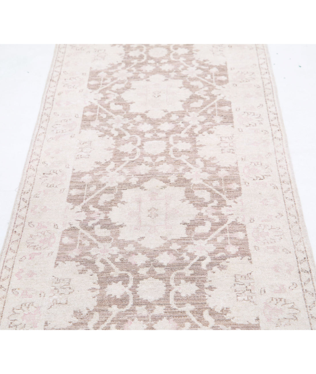 Hand Knotted Serenity Wool Rug - 2'7'' x 10'4'' 2'7'' x 10'4'' (78 X 310) / Brown / Ivory