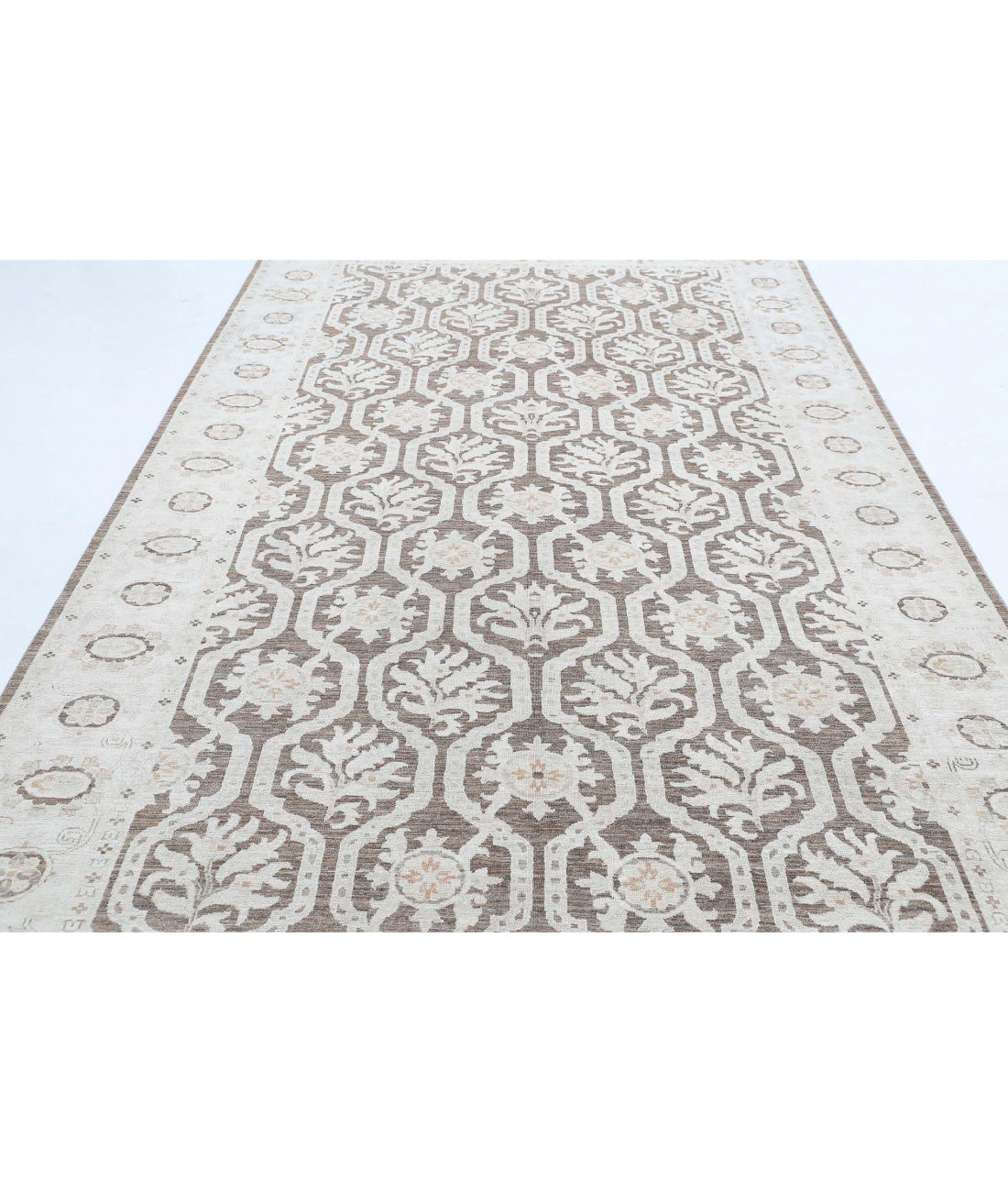 Hand Knotted Serenity Wool Rug - 6'7'' x 12'4'' 6'7'' x 12'4'' (198 X 370) / Brown / Ivory