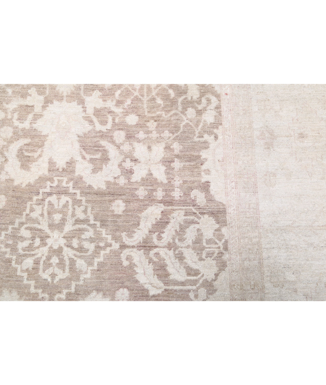 Hand Knotted Serenity Wool Rug - 9'6'' x 13'8'' 9'6'' x 13'8'' (285 X 410) / Brown / Ivory