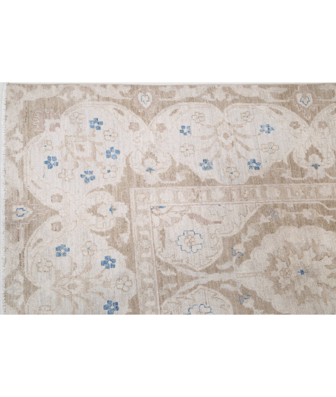 Hand Knotted Serenity Wool Rug - 8'10'' x 11'7'' 8'10'' x 11'7'' (265 X 348) / Brown / Ivory