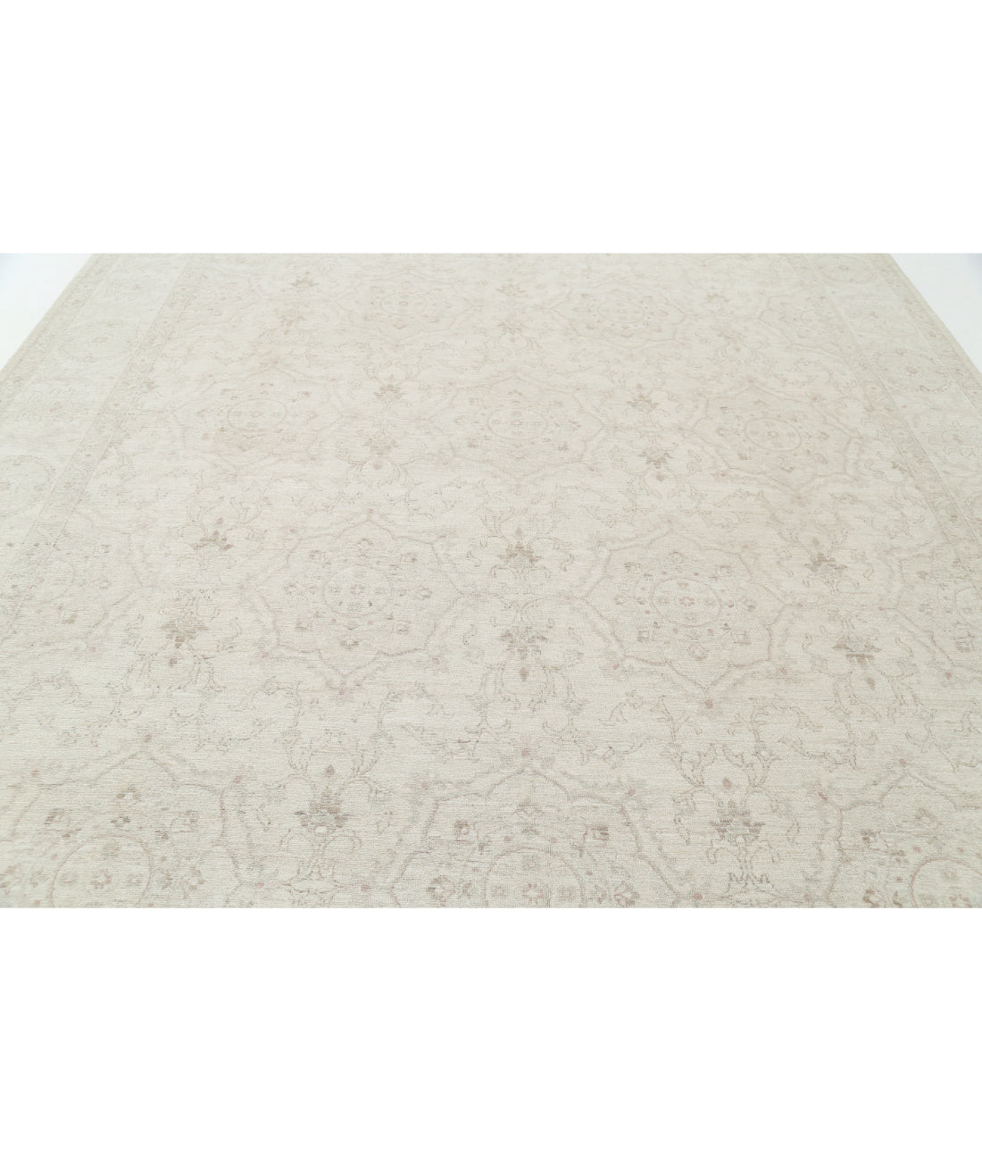 Hand Knotted Serenity Wool Rug - 9'11'' x 13'7'' 9'11'' x 13'7'' (298 X 408) / Ivory / Grey