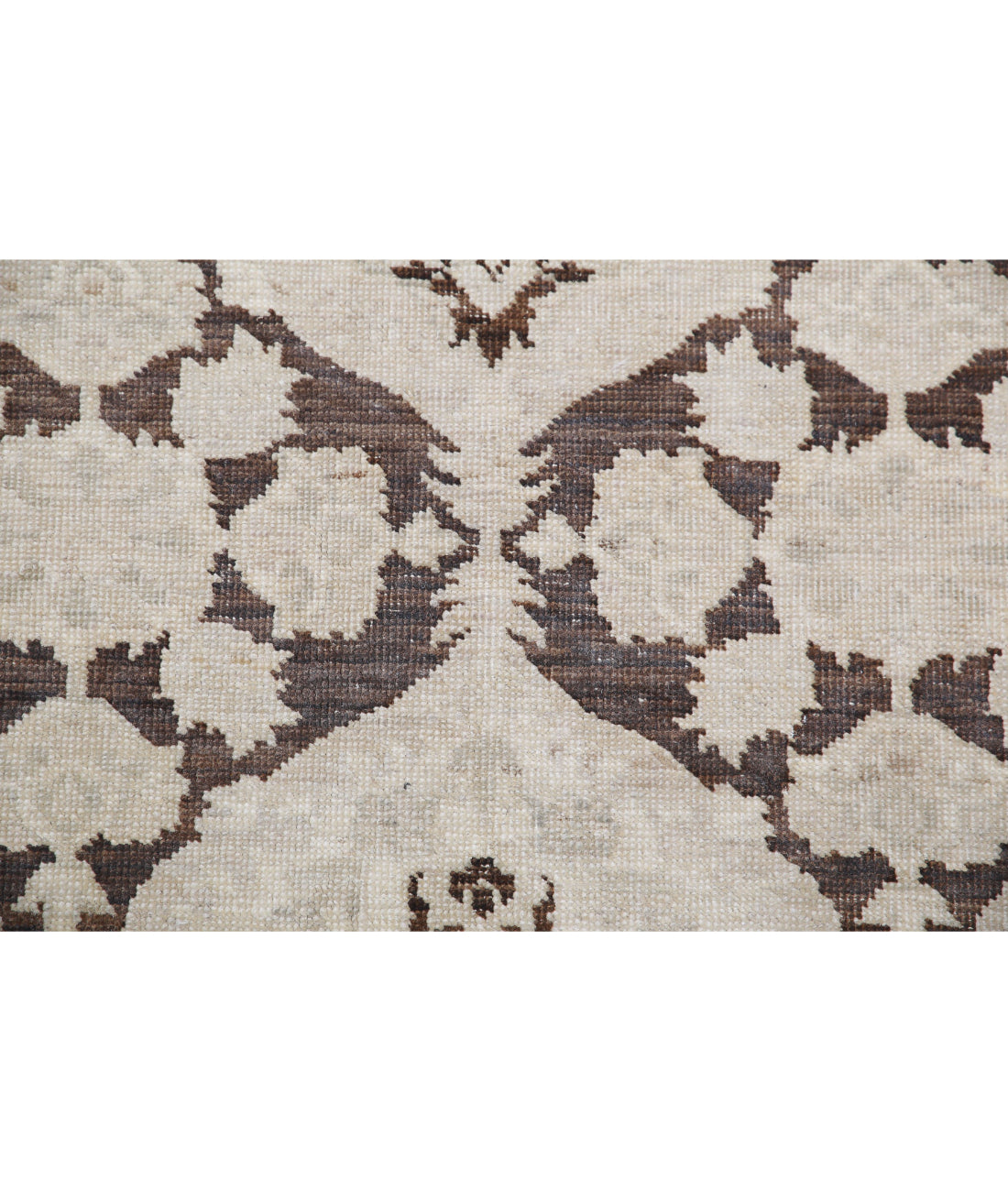 Hand Knotted Fine Serenity Wool Rug - 8'11'' x 11'8'' 8'11'' x 11'8'' (268 X 350) / Brown / Ivory