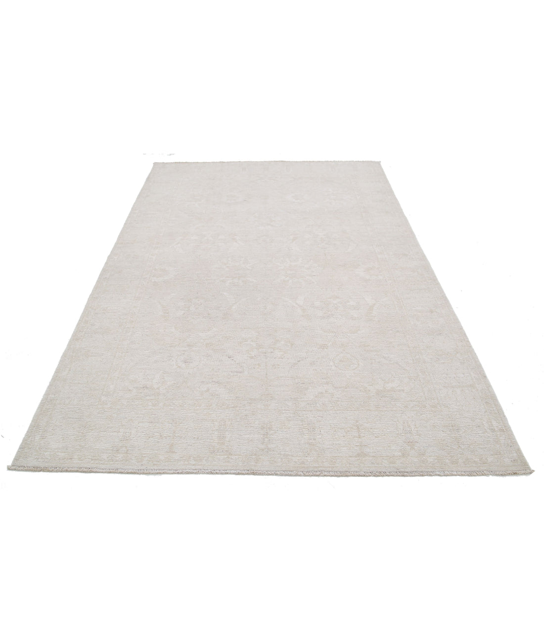 Hand Knotted Fine Serenity Wool Rug - 5'9'' x 8'7'' 5'9'' x 8'7'' (173 X 258) / Ivory / Grey