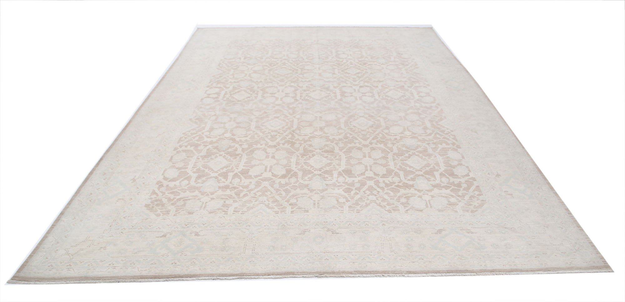 Serenity-hand-knotted-tabriz-wool-rug-5018303-3.jpg