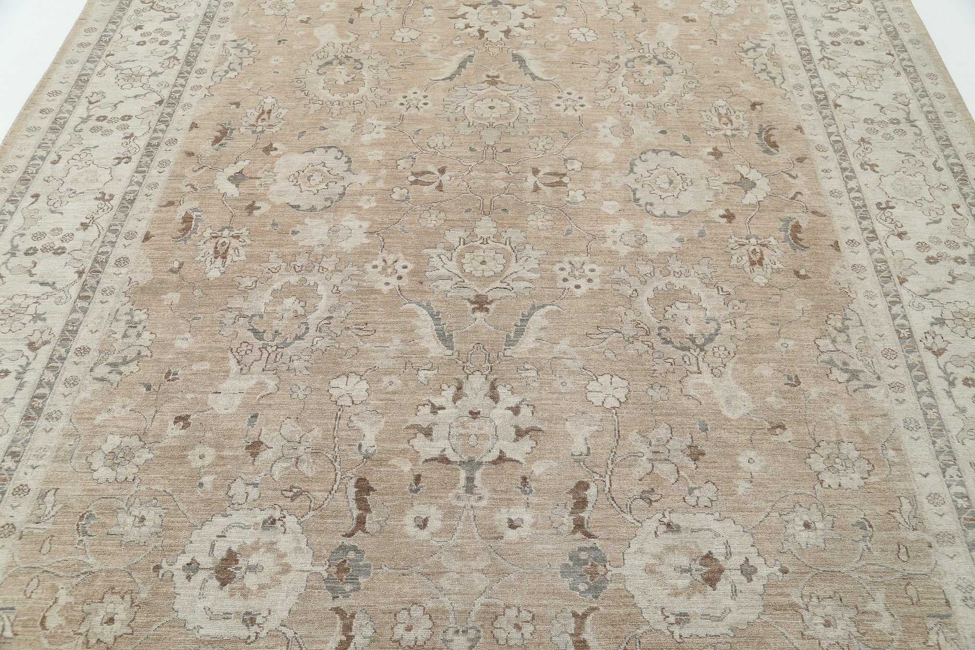 Serenity-hand-knotted-tabriz-wool-rug-5024795-4.jpg