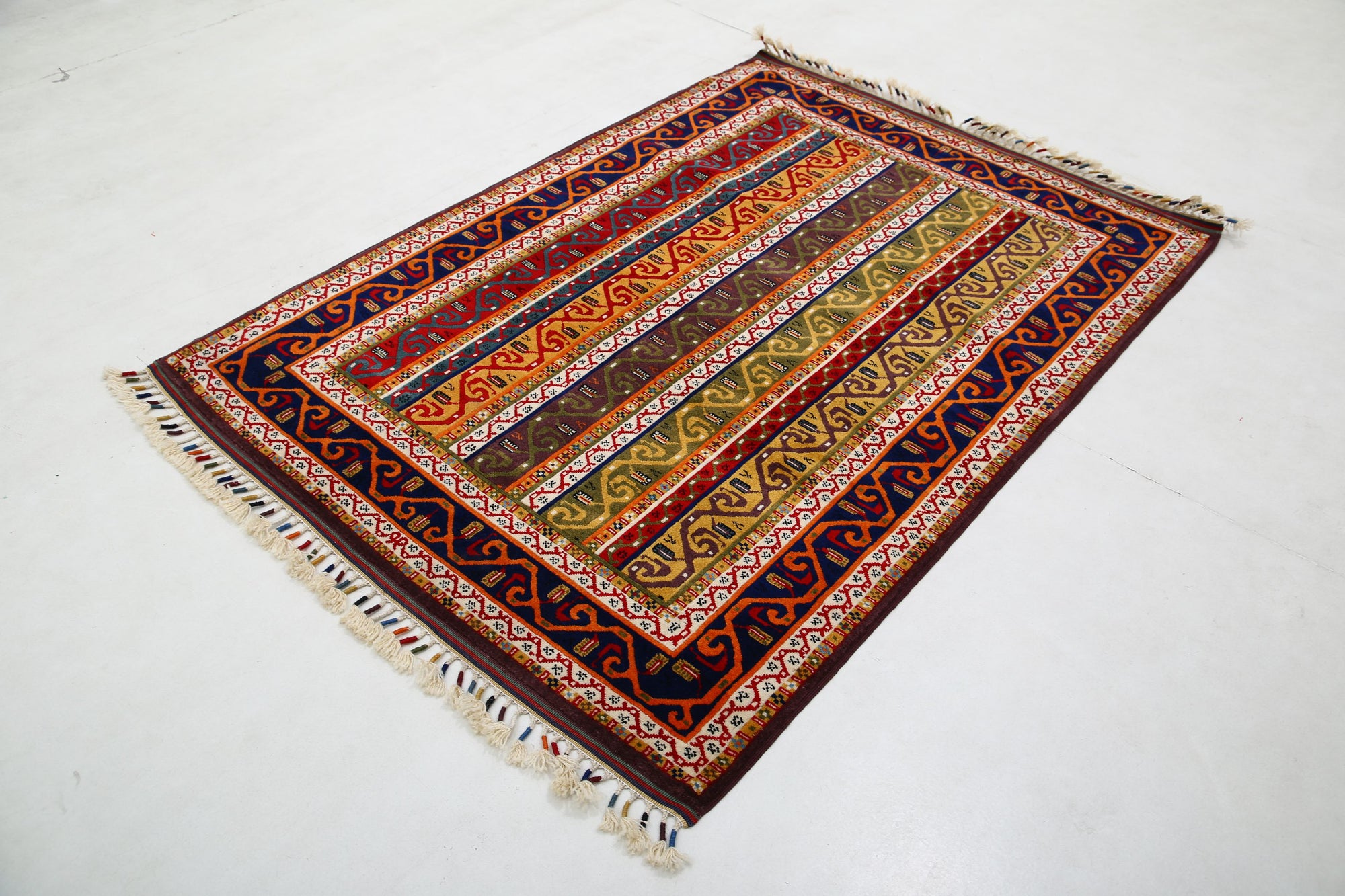 Shaal-hand-knotted-farhan-wool-rug-5017911-2.jpg