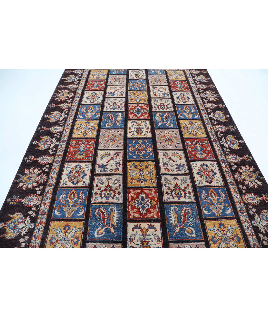 Hand Knotted Bakhtiari Wool Rug - 6'5'' x 9'8'' 6'5'' x 9'8'' (193 X 290) / Brown / Blue