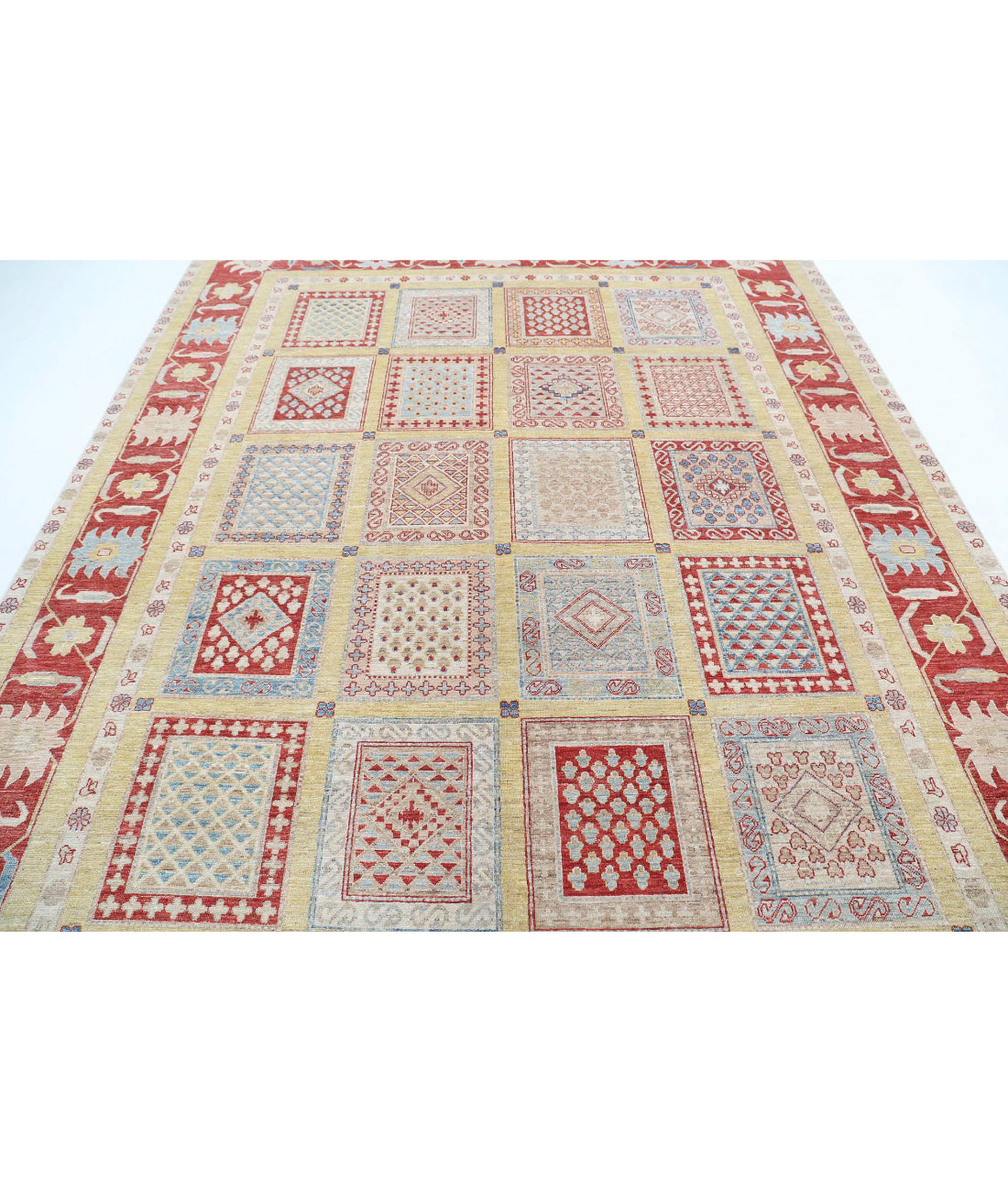 Hand Knotted Bakhtiari Wool Rug - 8'2'' x 10'0'' 8'2'' x 10'0'' (245 X 300) / Gold / Red