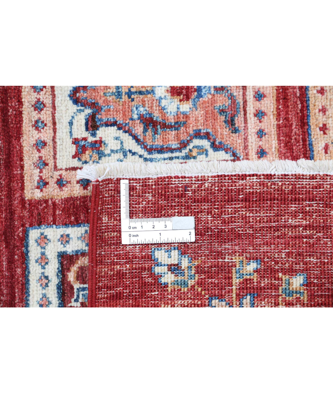 Hand Knotted Bakhtiari Wool Rug - 5'6'' x 7'6'' 5'6'' x 7'6'' (165 X 225) / Red / Red