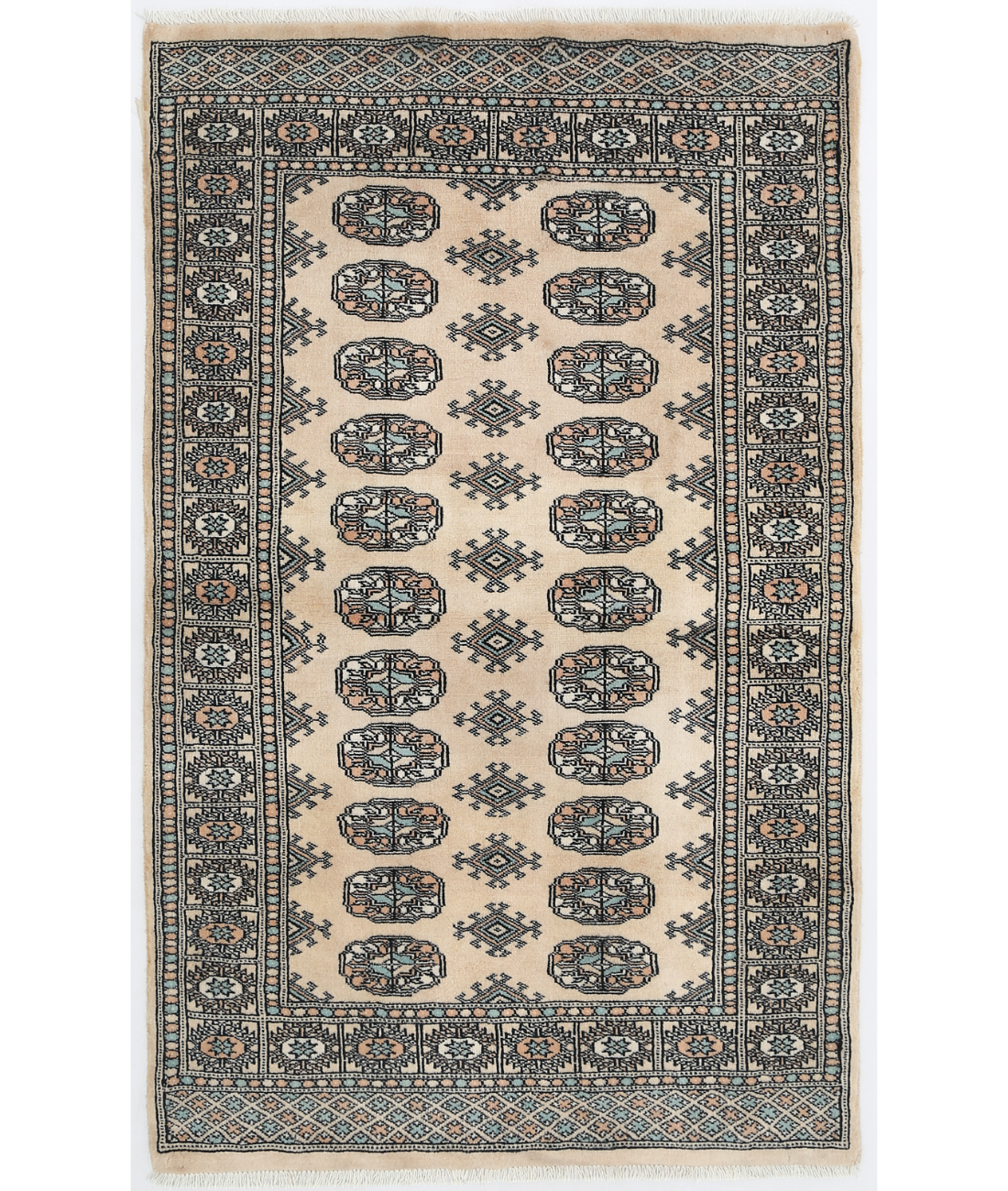 Hand Knotted Bokhara Wool Rug  - 3&#39; 0&quot; X 4&#39; 10&quot; 3&#39; 0&quot; X 4&#39; 10&quot; (91 X 147) / Ivory / Blue