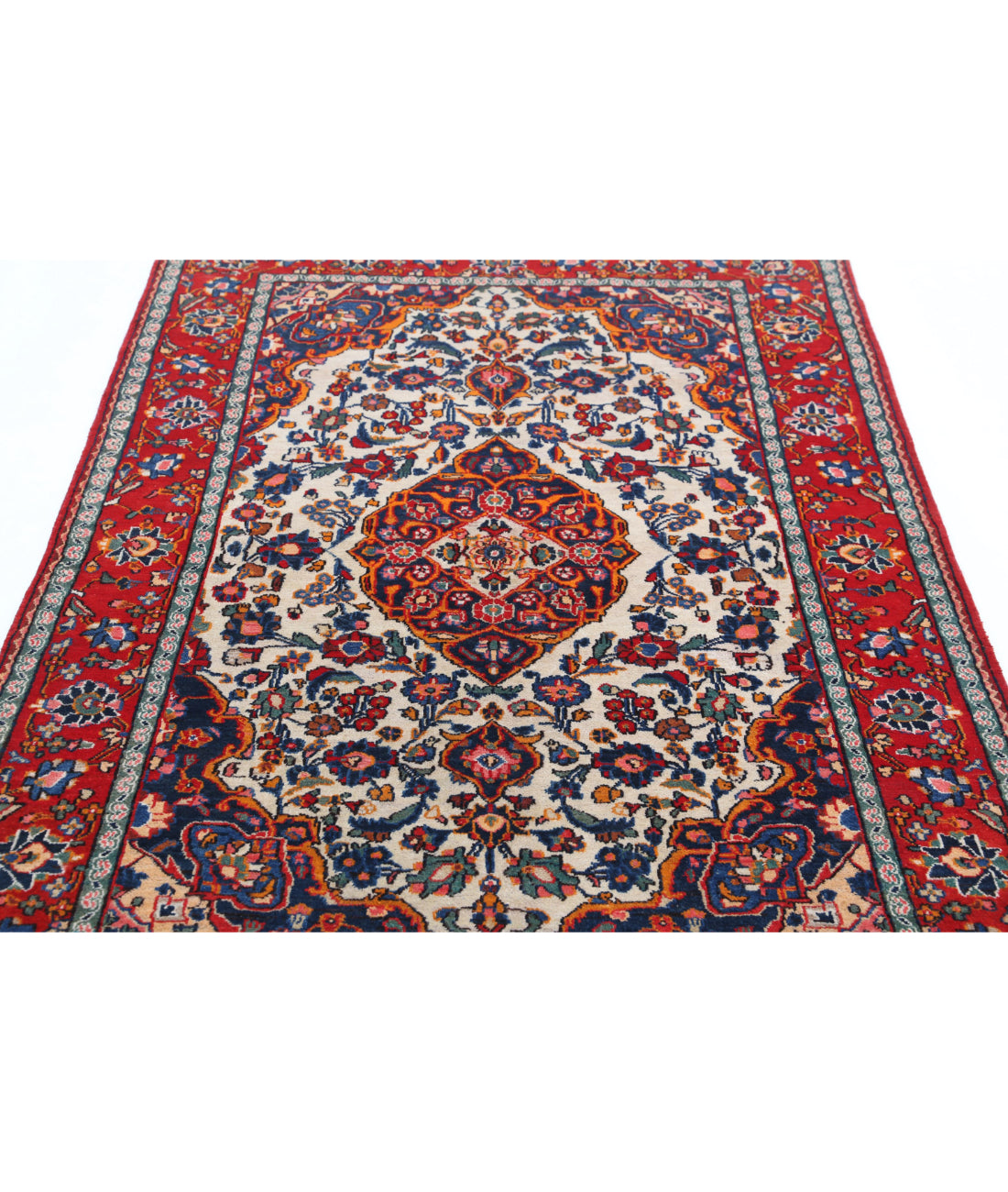 Hand Knotted Persian Navahand Wool Rug - 4'2'' x 6'8'' 4'2'' x 6'8'' (125 X 200) / Ivory / Red