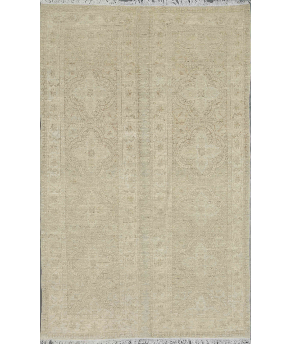 Hand Knotted Serenity Wool Rug  - 4&#39; 8&quot; X 12&#39; 6&quot; 4&#39; 8&quot; X 12&#39; 6&quot; (142 X 381) / Grey / Ivory