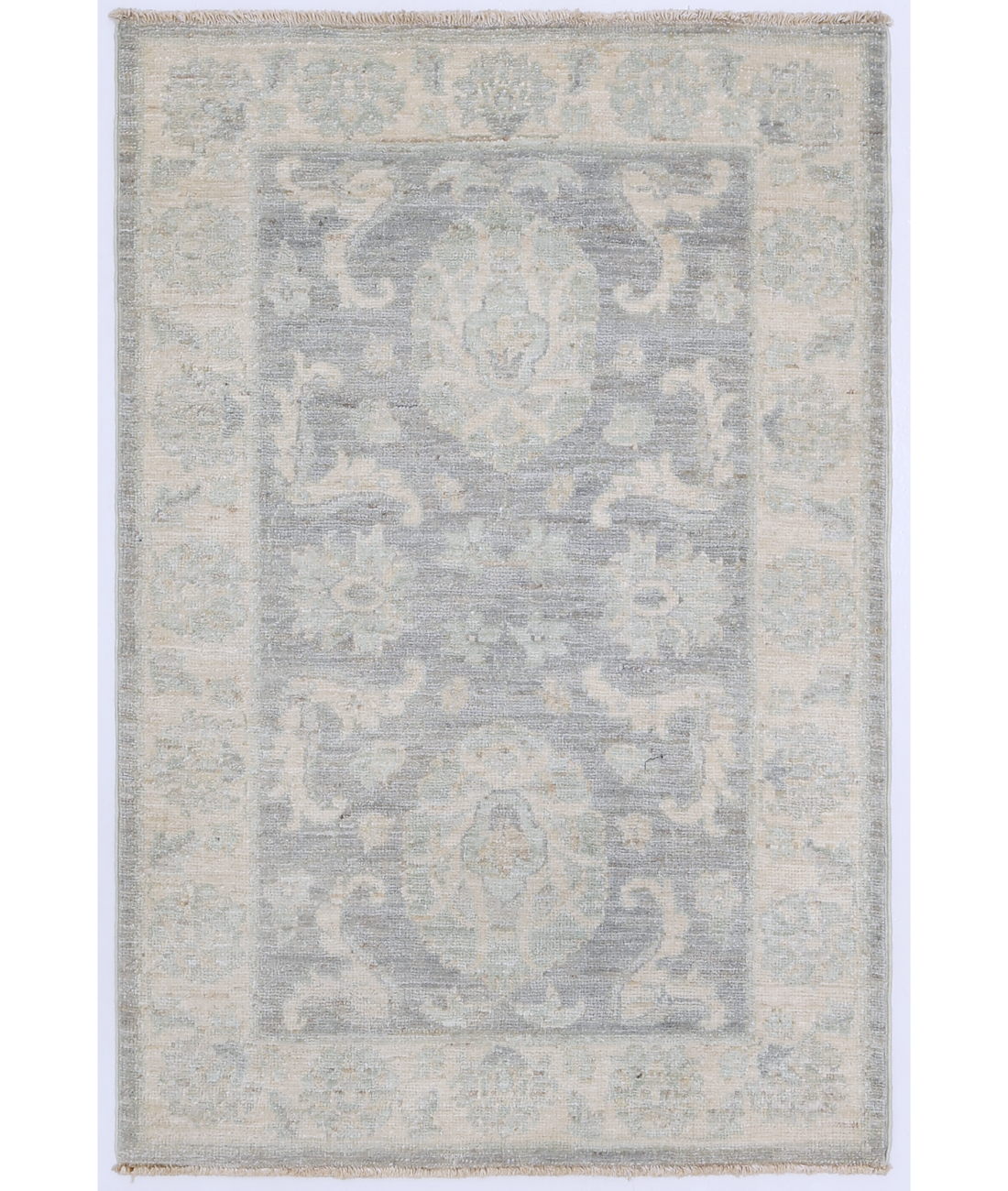 Hand Knotted Serenity Wool Rug  - 2' 2" X 3' 2" 2' 2" X 3' 2" (66 X 97) / Grey / Ivory