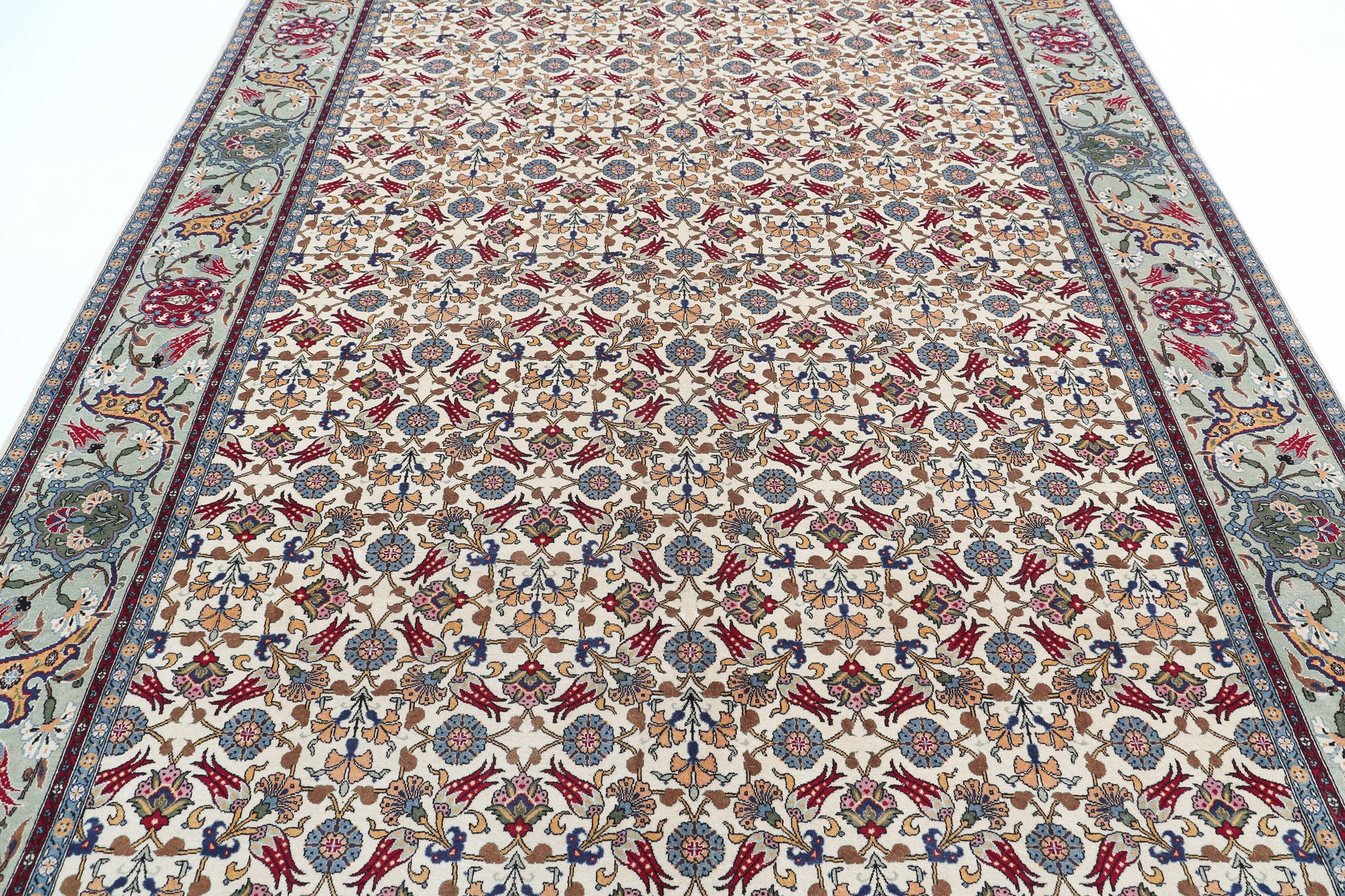 hand-knotted-tabriz-fine-wool-rug-5025151-4.jpg