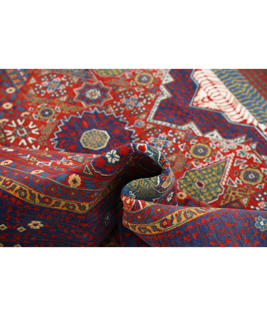 Gulshan Wool & Bamboo Silk Rug - 8'10'' x 11'11'' 8'10'' x 11'11'' (265 X 358) / Red / Blue